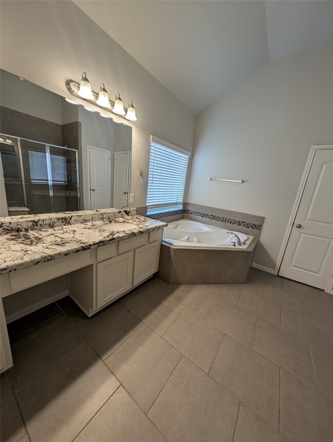 Building Photo - 30454 Butternut Oak Ln