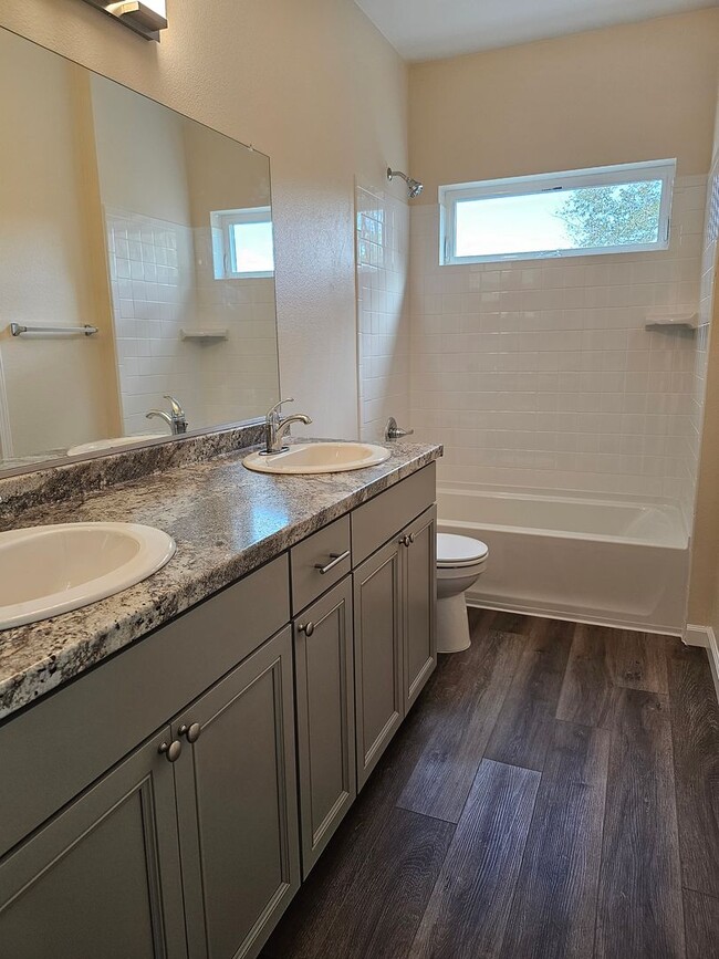Building Photo - Beautiful New Construction Duplex in Carso...