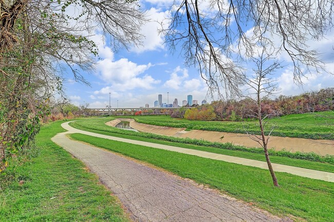 Building Photo - 6302 Chelsea Falls Ln