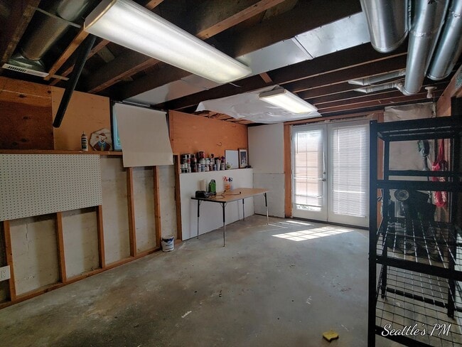 Building Photo - 7510 34th Ave SW