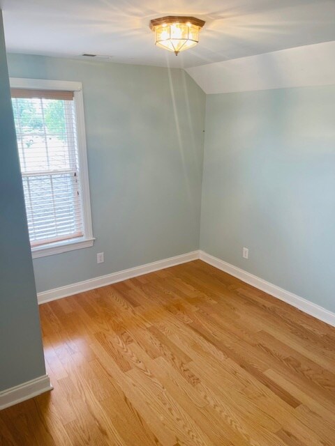 Building Photo - 116 Spinnaker Ln