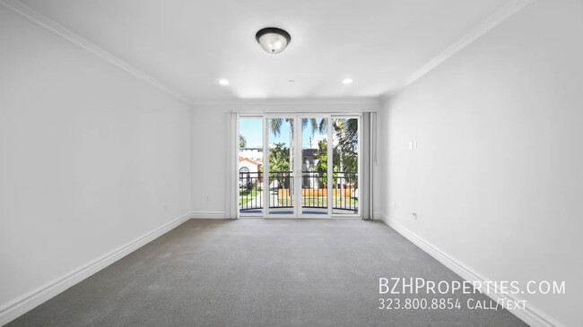 Building Photo - Beautiful 2 Bedroom Condo In Pico/Beverly ...