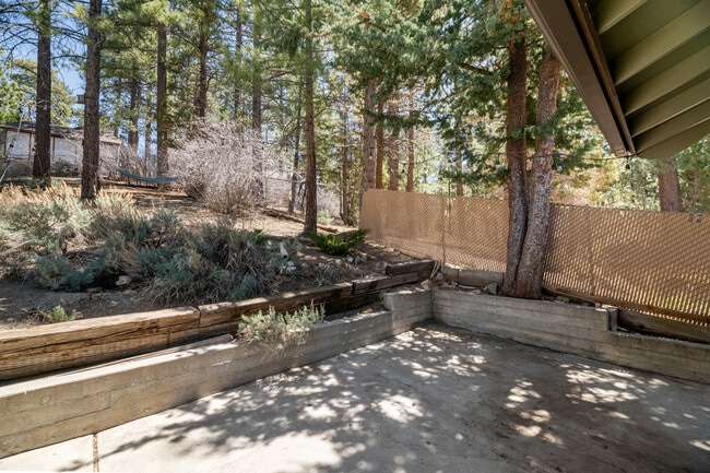 Building Photo - 383 Catalina Rd