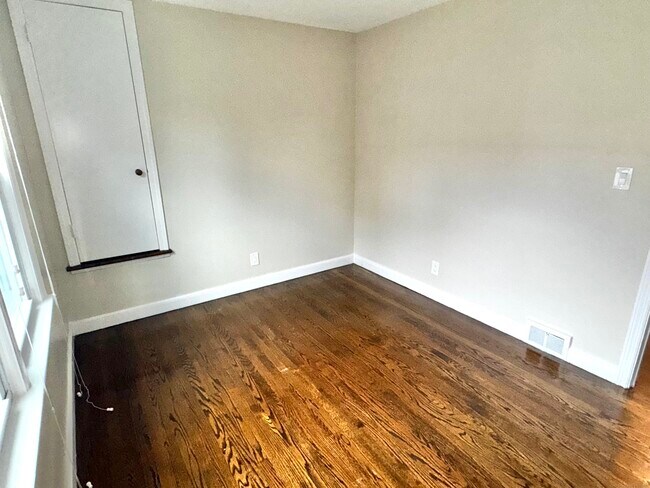 Building Photo - 158 Louisiana Ave