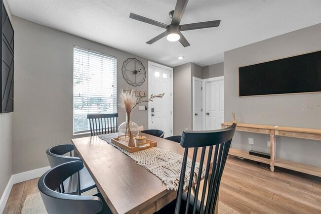 Building Photo - 10635 Marsha Dr