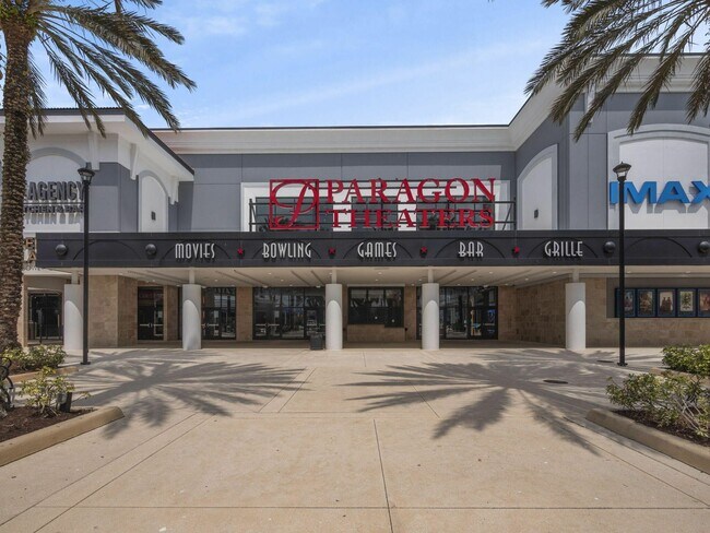 Building Photo - 9931 Bozzano Dr