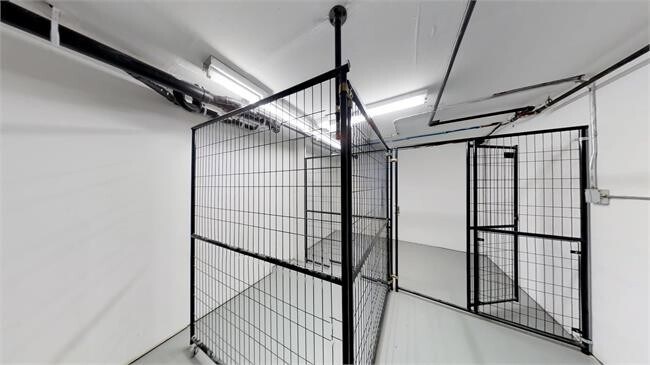 Building Photo - Updated Loft Apartment in the Heart of Dow...