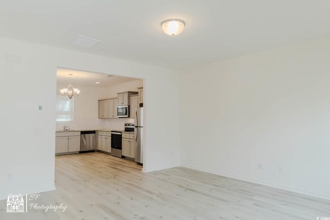 Building Photo - 305 Cherwell ct