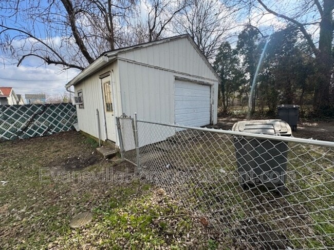 Building Photo - 1112 W Tennessee St