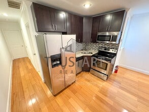 Building Photo - 2329 S 15th St