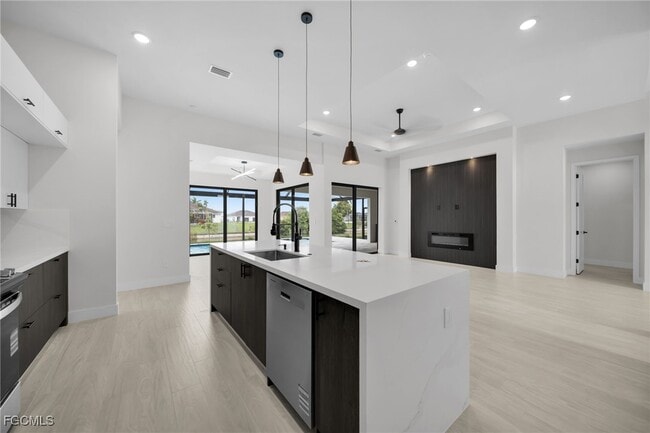 Building Photo - 3435 SW 8th Ct