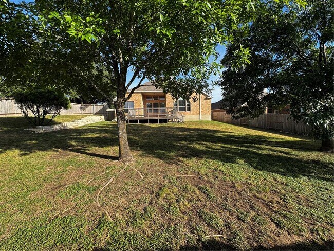 Building Photo - 136 Wild Plum Way