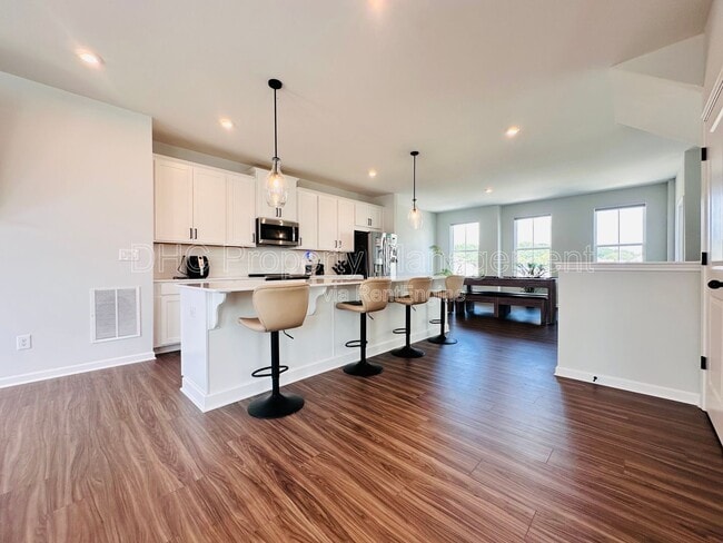 Building Photo - 1399 Creekside Cir NW