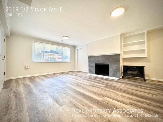 Building Photo - 2319 1/2 Minor Ave E-