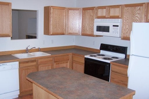 Building Photo - A sweetheart of a home !