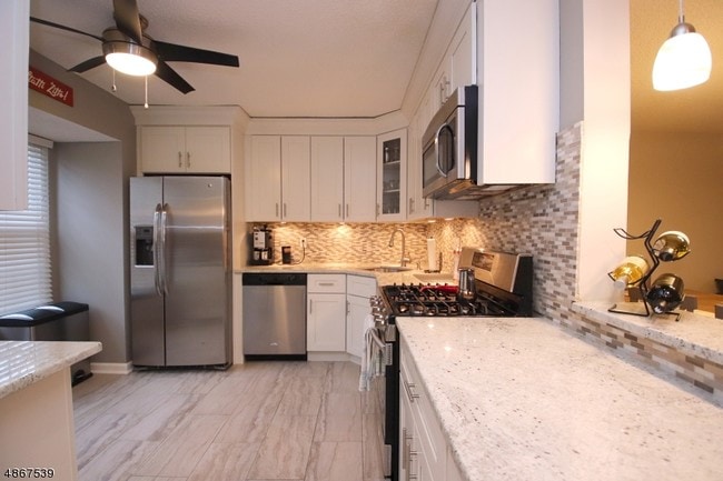 Building Photo - 303 Brokaw Ct