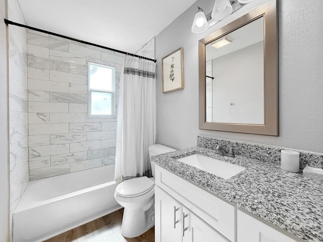 Building Photo - 5408 5th Ave N