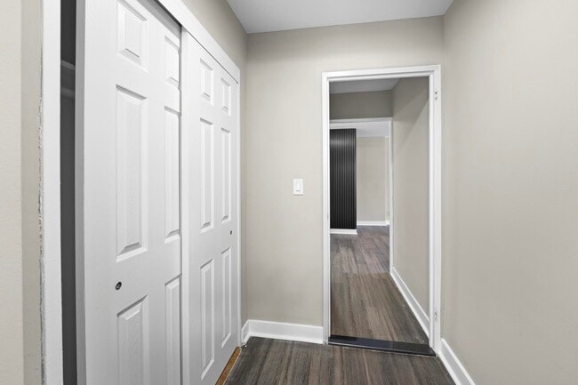 Building Photo - 10 Huron Ave