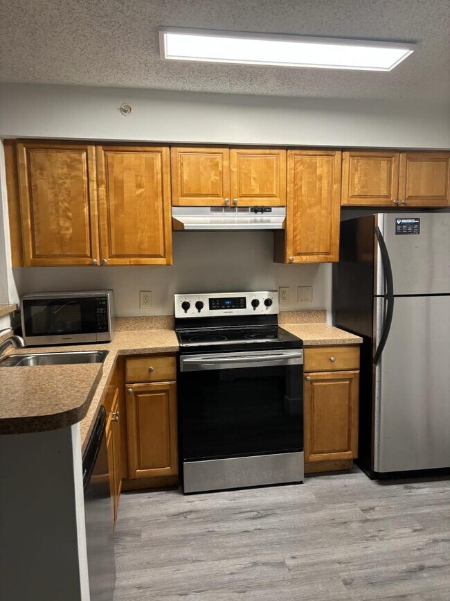 Building Photo - 12118 St.Andrews Pl