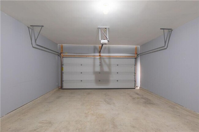 Building Photo - Spacious 4/BR, 2.5/BA Home in Cedar Park –...