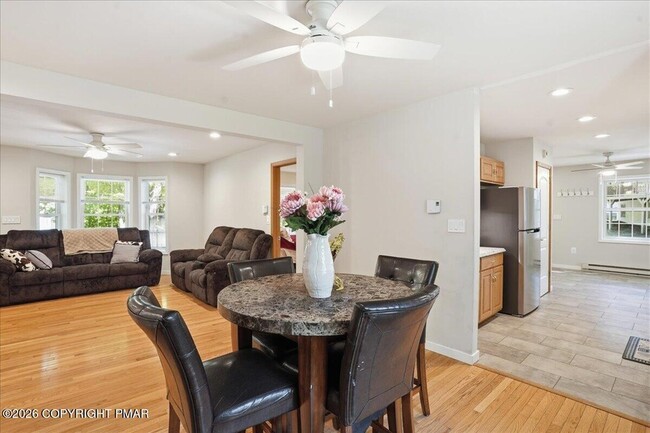 Building Photo - 12 Rockway Ct