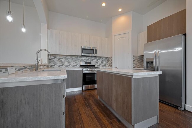 Building Photo - 9404 Glenfield Ct