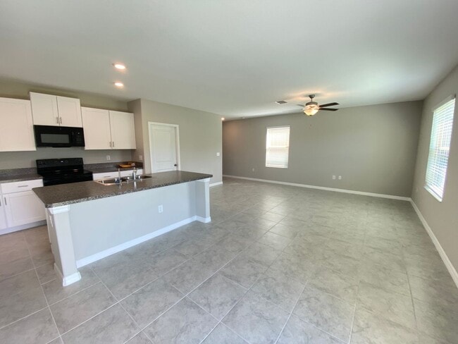 Building Photo - 12012 Miracle Mile Dr, Riverview, FL 33578