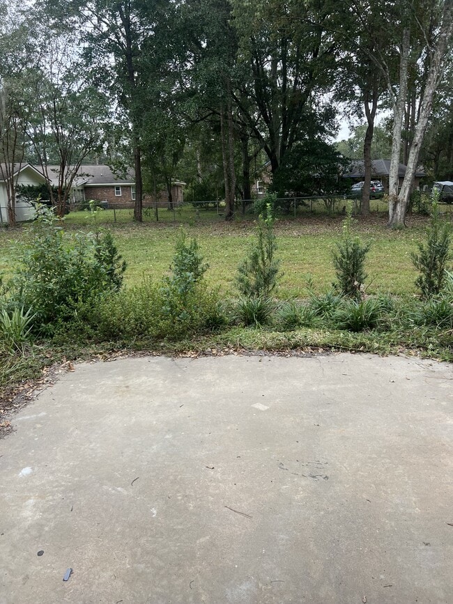 Building Photo - 626 Georgia Ave