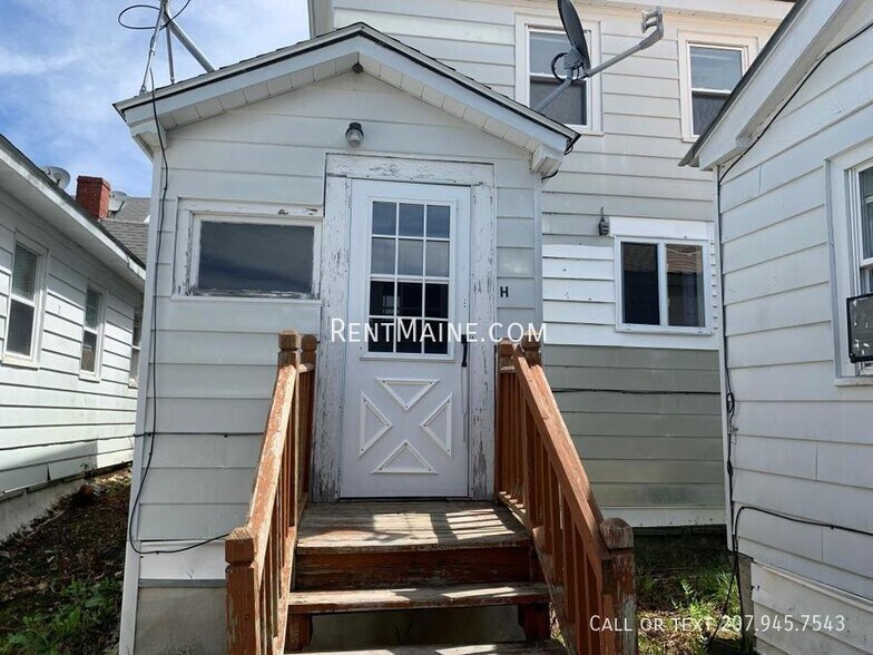 Building Photo - 2412 Western Ave