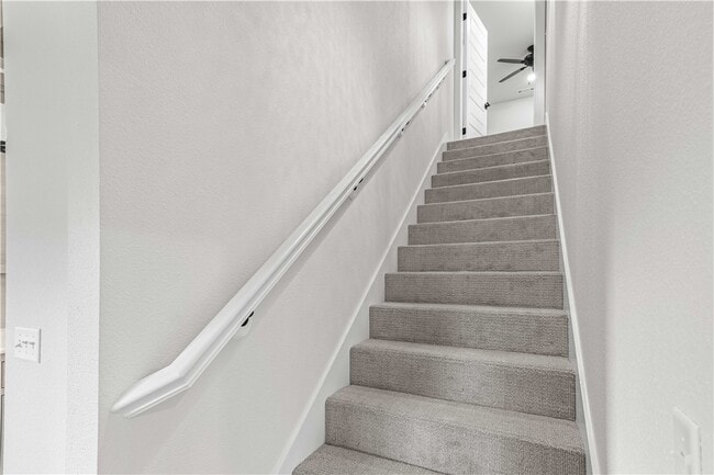 Building Photo - 701 Bronco St