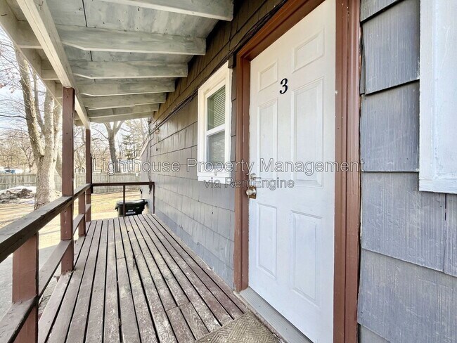 Building Photo - 2270 S Getty St