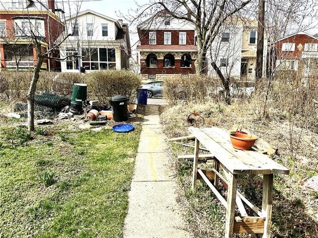 Building Photo - 1317 Beechview Ave