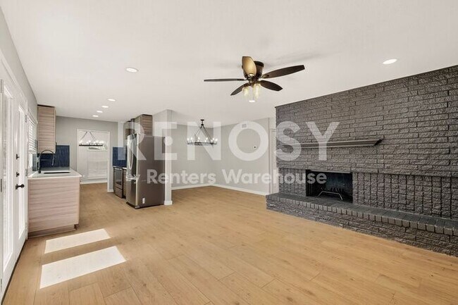 Building Photo - Refreshed Plano Gem  ****Rent Concession - 2nd Month Free****