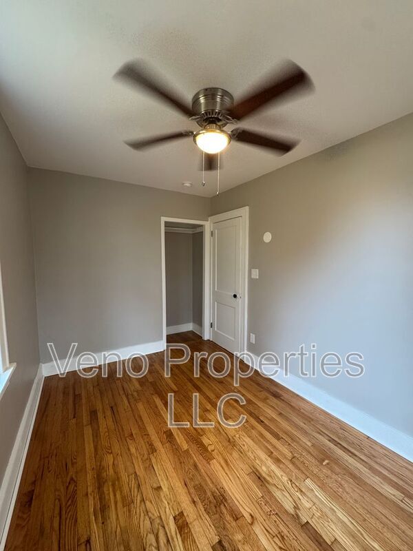 Building Photo - 179 9th St