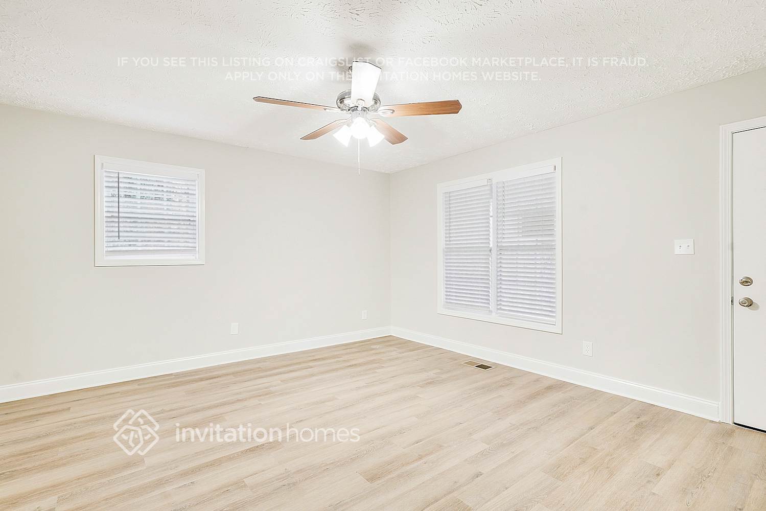 Building Photo - 5484 Pine Dr SW