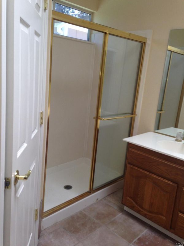 Building Photo - 1103 Meadowlark Dr