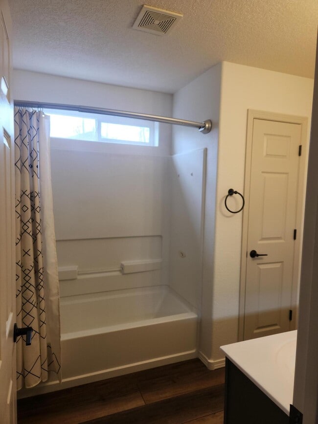 Building Photo - 1943 Busher St SE