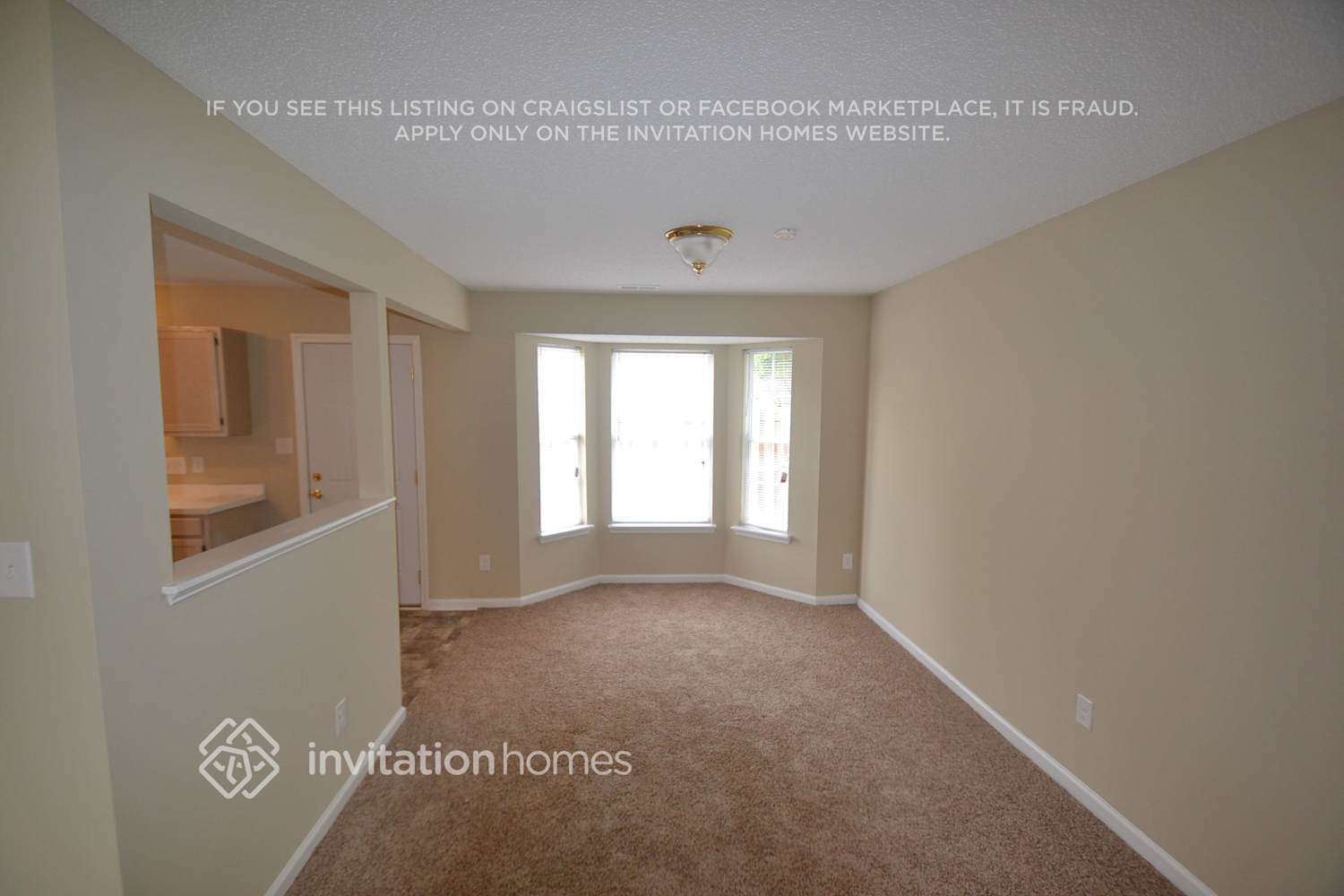 Building Photo - 8410 Blue Aster Ln