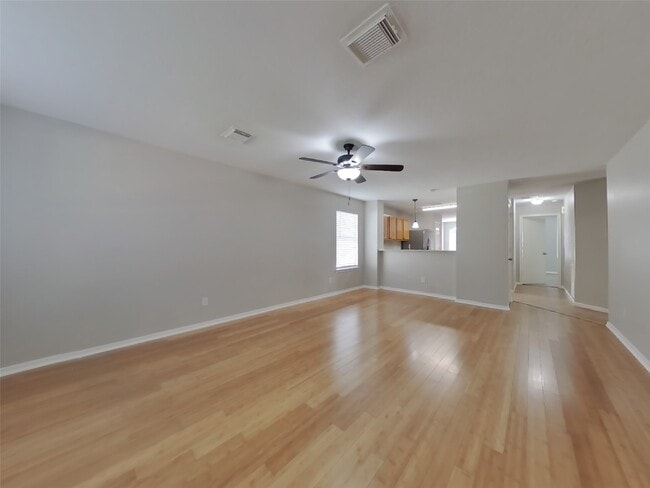 Building Photo - 21918 Willow Shade Ln