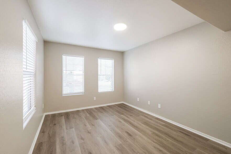 Building Photo - 7937 W Williams St