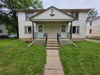 Building Photo - 620-622 Ripley Ave