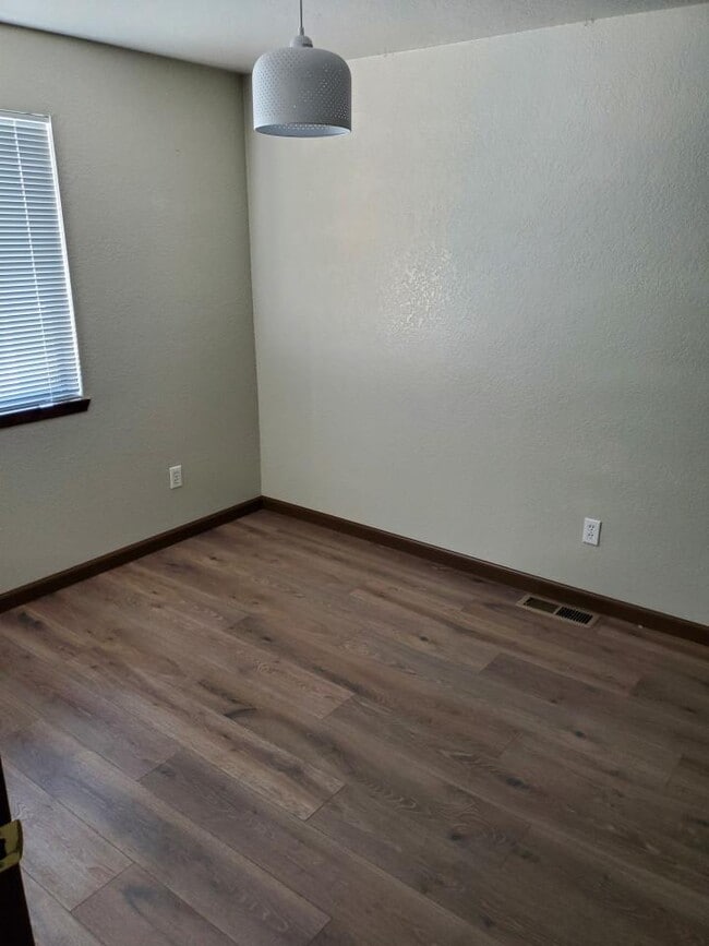 Building Photo - 3 bedroom in Billings MT 59102