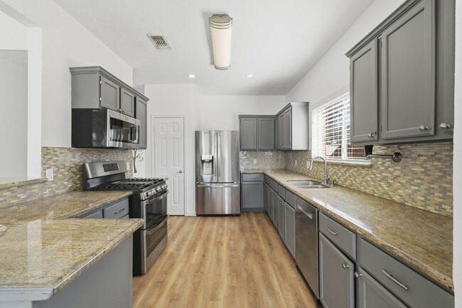 Building Photo - 2910 Cocona Ln