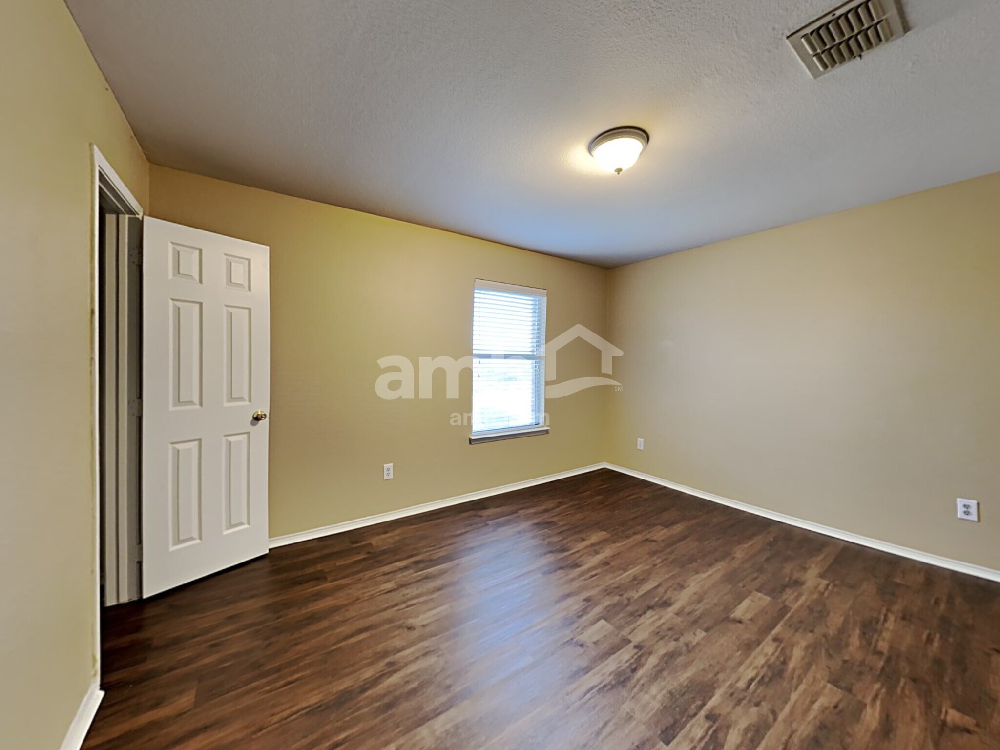 Building Photo - 2909 Kimbrough Ln