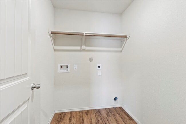 Building Photo - 24407 Pigeon Berry Dr