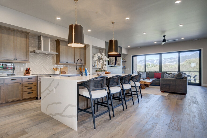 Building Photo - 203 Bridger Vale Dr