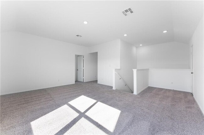 Building Photo - 924 Bluewood Bend