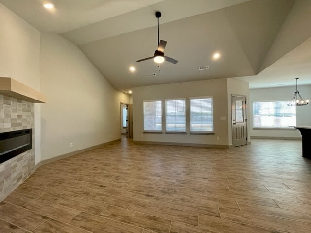 Building Photo - 912 Cook St