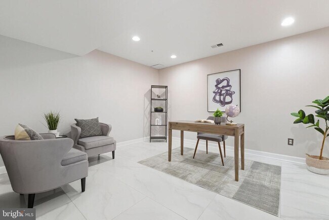 Building Photo - 7996 Reserve Way