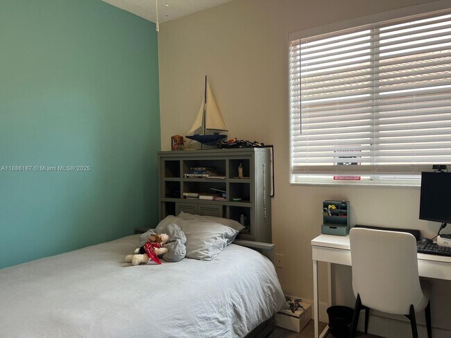 Building Photo - 10866 NW 51st Ln